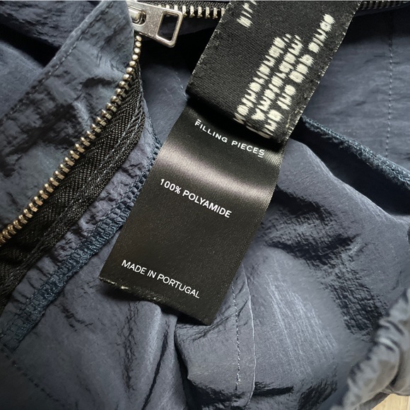 Filling Pieces joggers (size M) - Picture 12 of 16